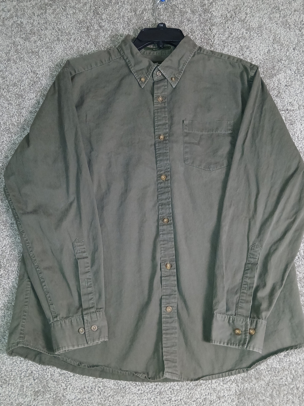 Eddie Bauer Men's Olive Green Button-Down Long Sleeve Shirt - Large Relaxed Fit